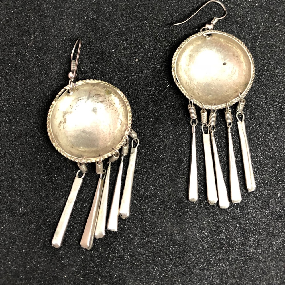 Silver dangling earrings